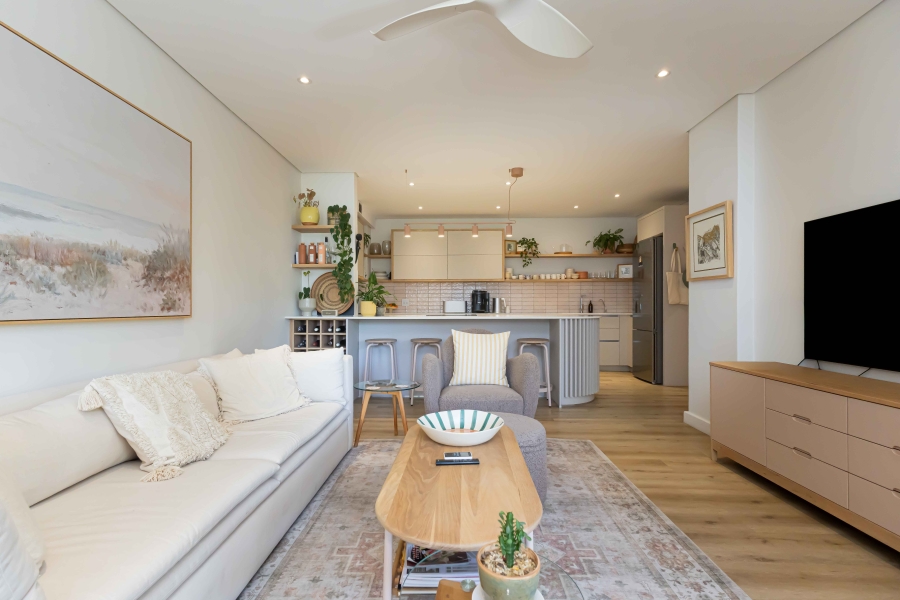 2 Bedroom Property for Sale in Sea Point Western Cape